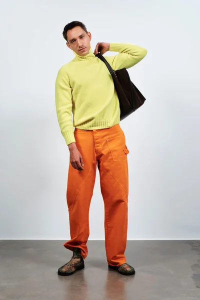 Look 70